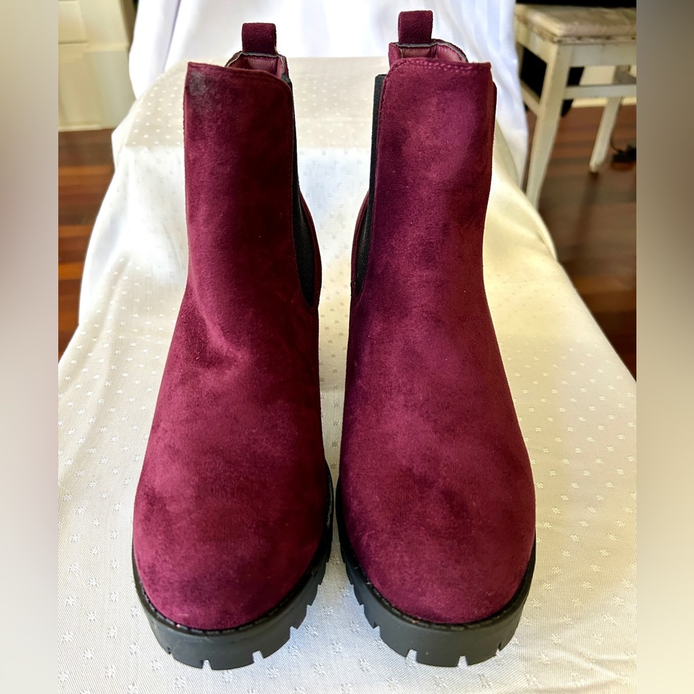 Chelsea style Boot Burgundy Micro Suede Seven7 Berlin Lug Sole Bootie